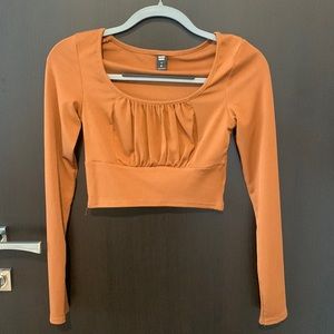 Long sleeve rusty brown ruched top